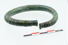 Foto von Bronzearmreif (NHMW-PRAE-025413)